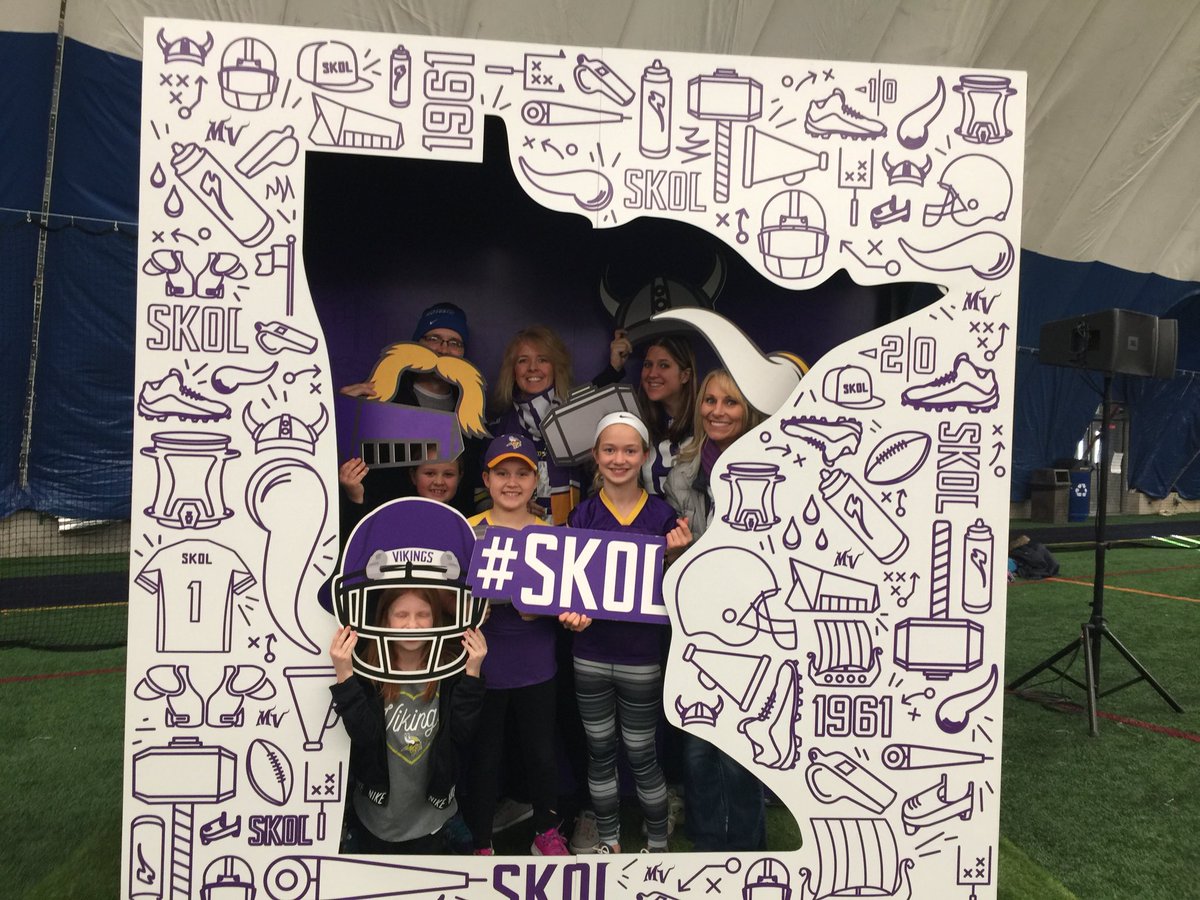 Washington_Way's tweet photo. SKOL!!  #owatonnaproud #washingtonway https://t.co/bx7oPcnBzw
