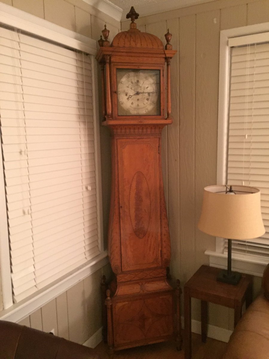 JordanClocks's tweet image. One of the most incredible cases I have ever seen. The detail on this clock is excellent. John Howlett Floor Clock late 18th century #englishfloorclock