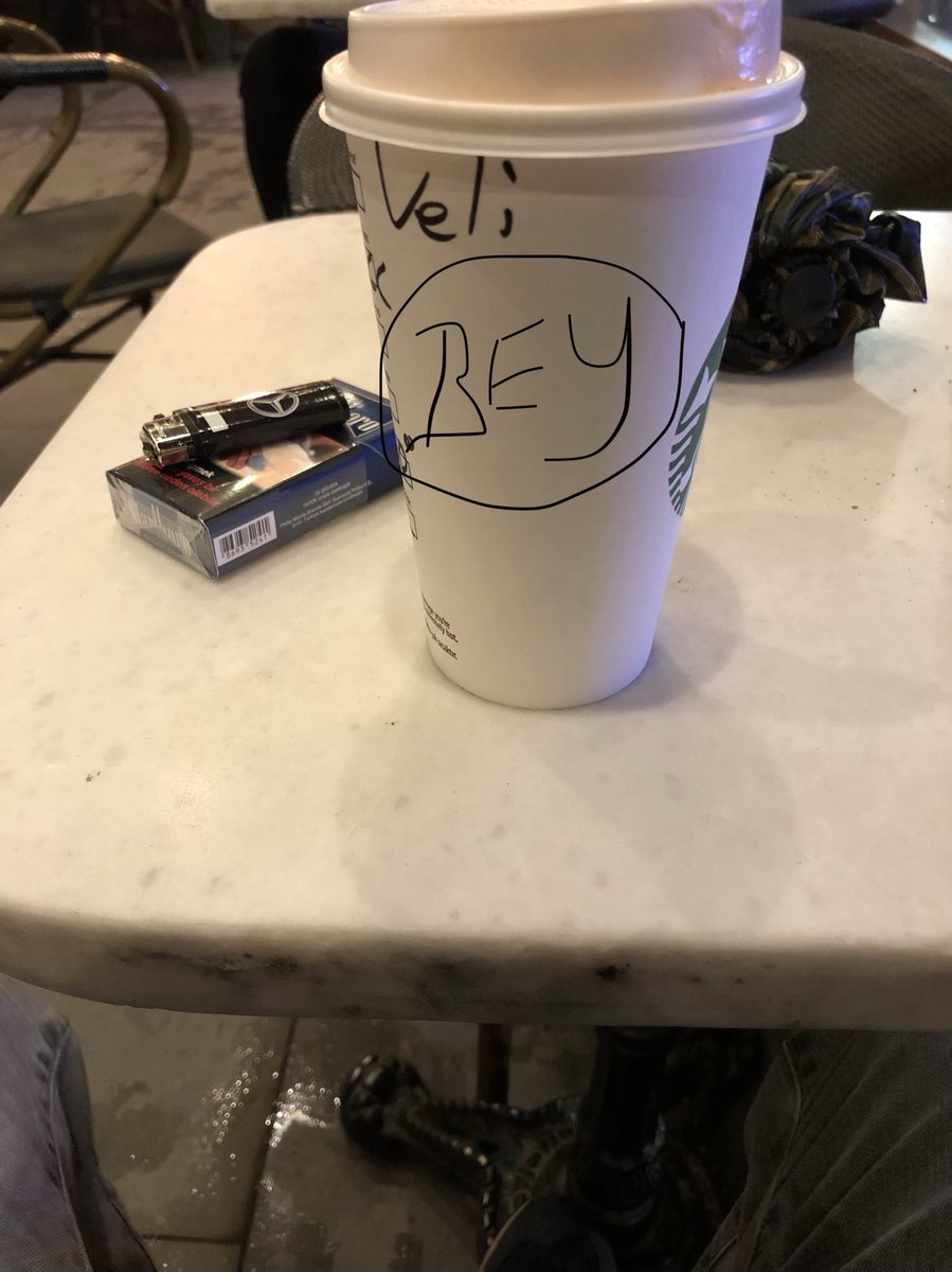 Bey diyeceksiniz içmem yoksa kahvenizi 🧐