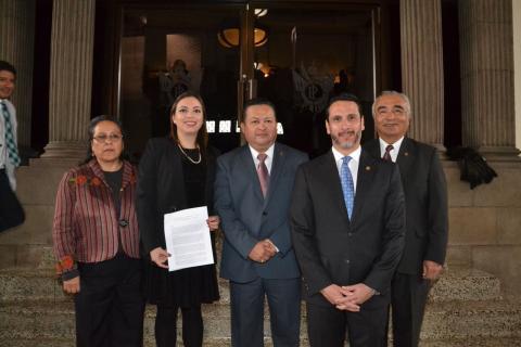 Diputados proponen inhabilitar a corruptos durante 20 años bit.ly/2DuObgW