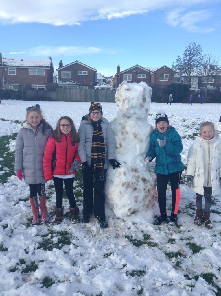 Year4CLS_CE's tweet photo. It's bigger than me! @Year5CLS_CE @ChesterleStCofE https://t.co/4mwTCuiEW8