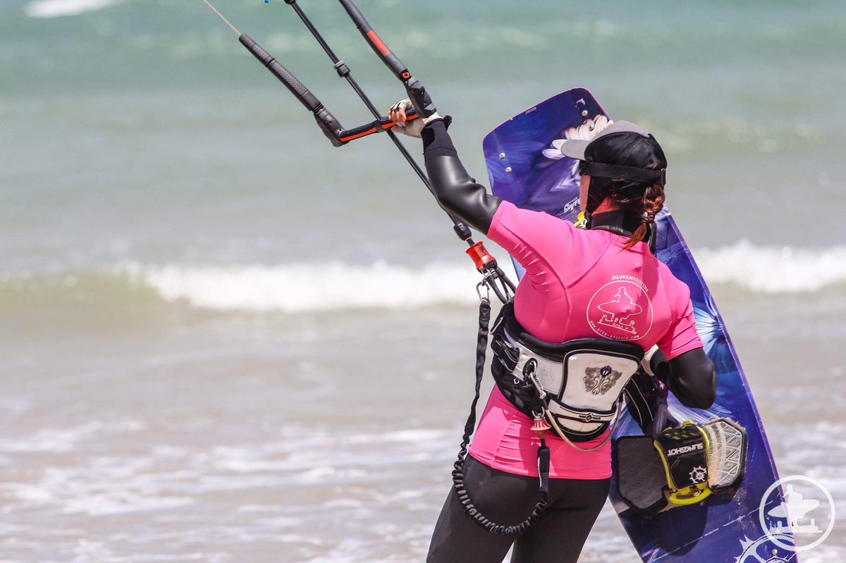 Kite Sisters tweet media