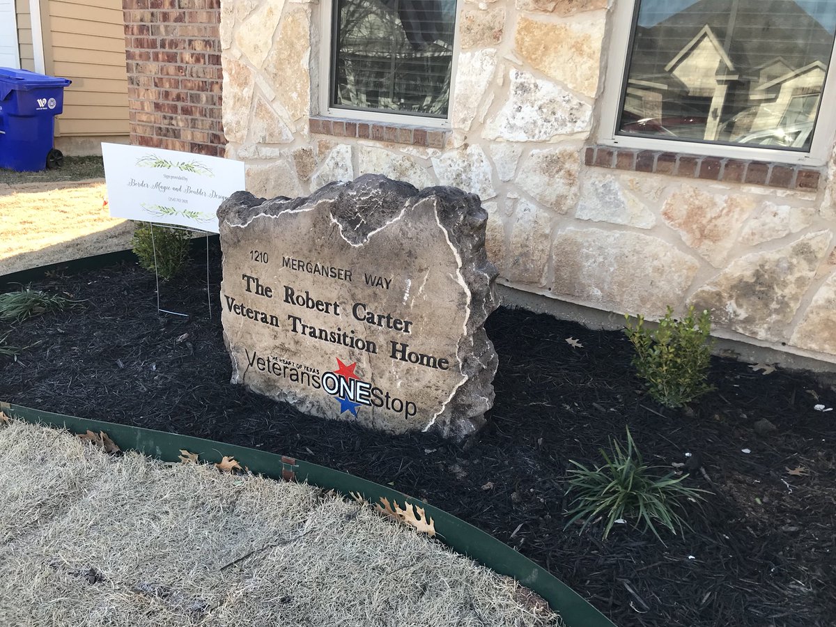 <a href="/veterans1stop/">veteransonestop</a> introduces The Robert Carter Veteran Transition Home with a ribbbon cutting ceremony <a href="/KWKTFOX44/">KWKT FOX 44</a>