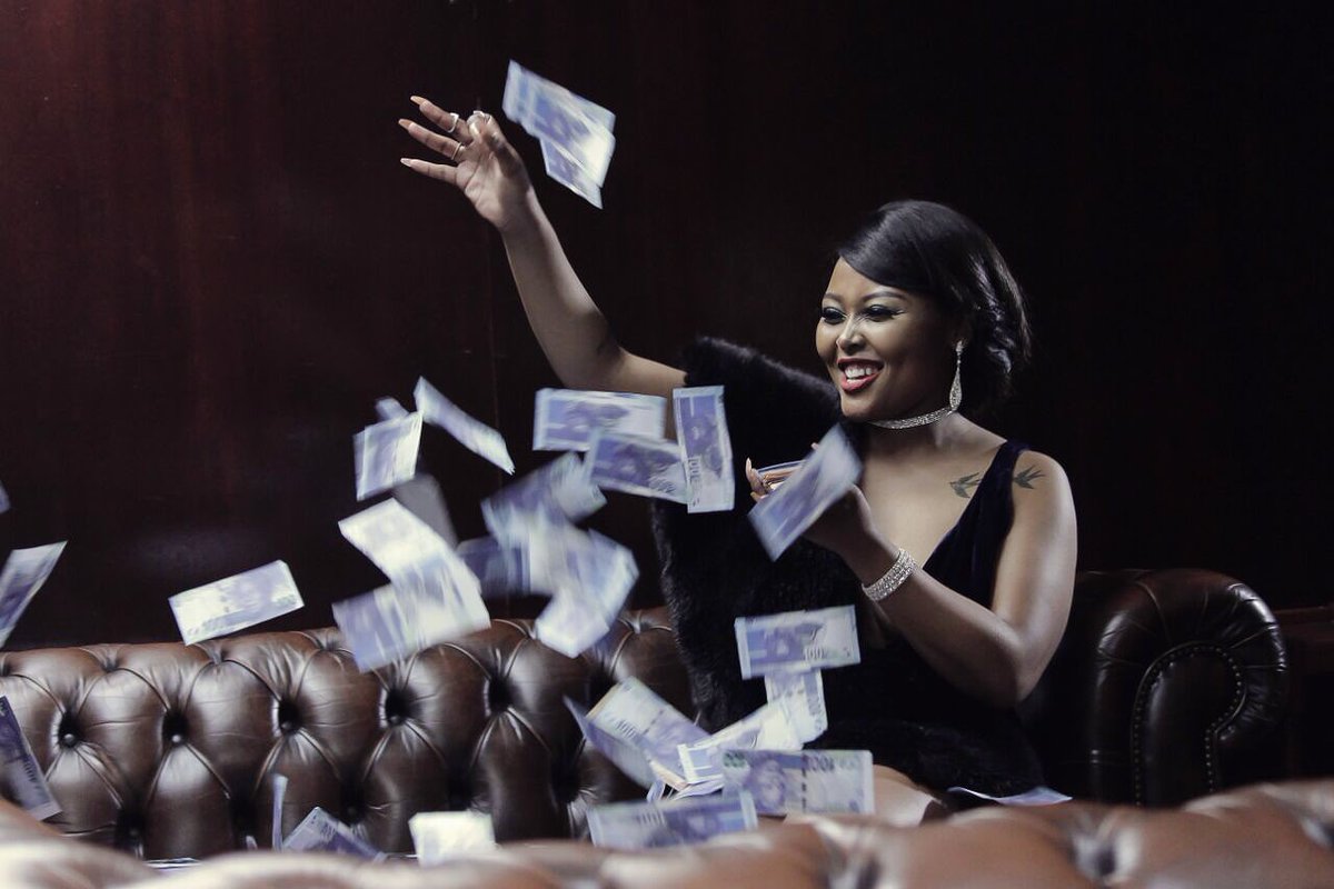 MissPru_Dj's tweet photo. When I heard #Isagalami music video is dropping tomorrow night on @liveamp!! ๐ฐ๐ฐ https://t.co/6VlhqnjBVJ