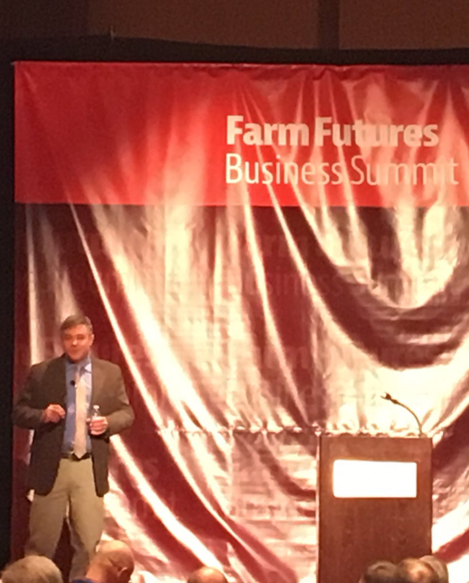 randyramundt's tweet photo. Matt Bennett talking thriving vs surviving in ‘18. Great  to have this guy on the @ChannelSeed team https://t.co/Z2TDIs1tSe