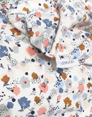 La collection fleurie habiller la chambre de bébé avec #liewood_design
buff.ly/2pTa58l