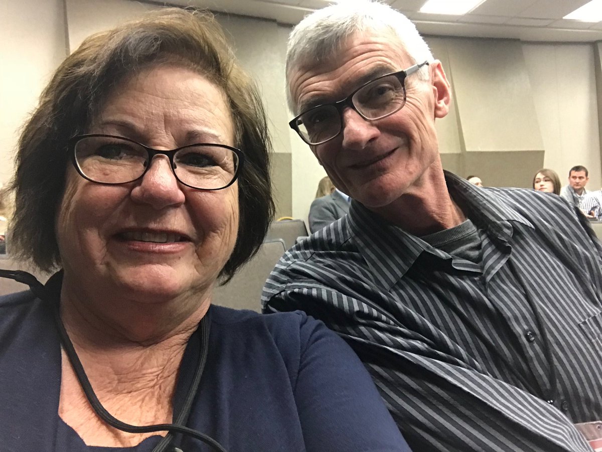 loisries's tweet photo. Great information at the 2018 Marketing Preview. - #SDOnTheMove https://t.co/K87uH1pLfK