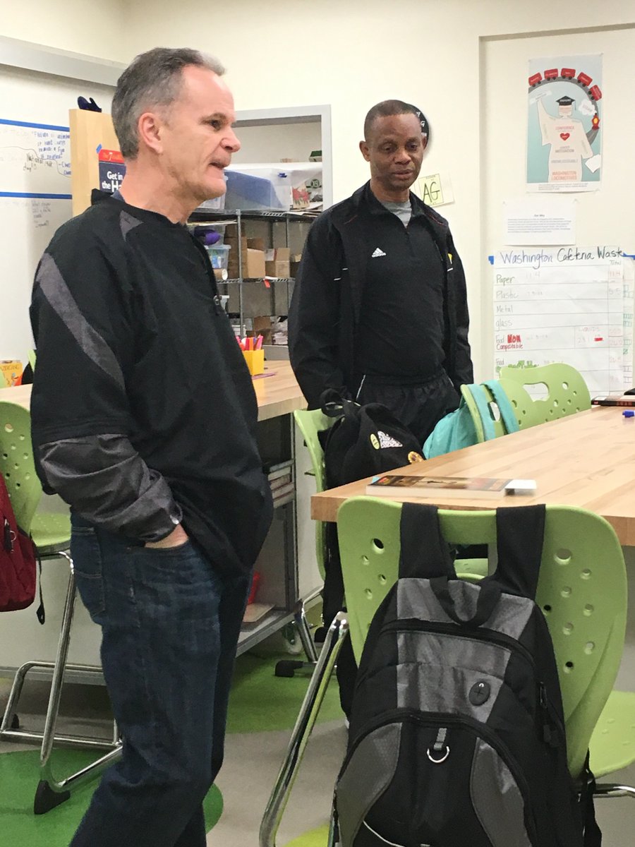 OfficialNBARefs's tweet photo. Working with @Scholastic has allowed us to take a #TimeOutForReading with many bright, young readers in communities across the country. Yesterday, Mike "Duke" Callahan and Michael Smith visited with Sacramento area students! https://t.co/5l2PYMtdbi