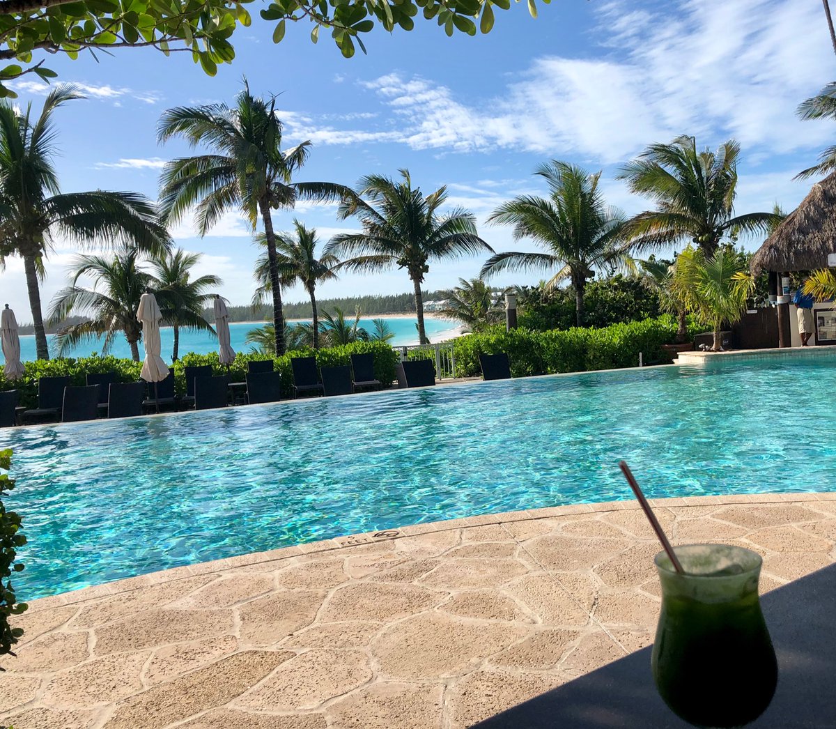 LisaFuhr31's tweet photo. Sad to be leaving #Paradise today. @grantfuhr and I had a fabulous 10 days here at the @GrandIsleResort! We highly recommend this spot! #ExumaBahamas #WhenPigsSwim https://t.co/ObeVPcHrLx