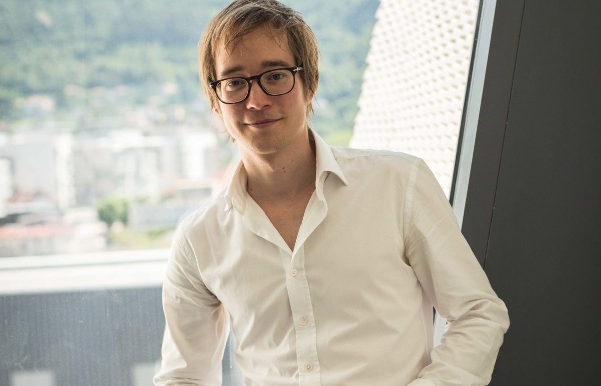 GuglielminaD's tweet image. « À bilan d’énergie finale équivalent, le radiateur @LanceyStorage est beaucoup plus efficace qu’une chaudière gaz » #Lancey #EconomiesEnergie #StockageEnergie #batterie #PrixstartupFnacDarty #CES2018 #InnovationAwards Relire l'itw de… dlvr.it/QBmgwL #Guglielminad