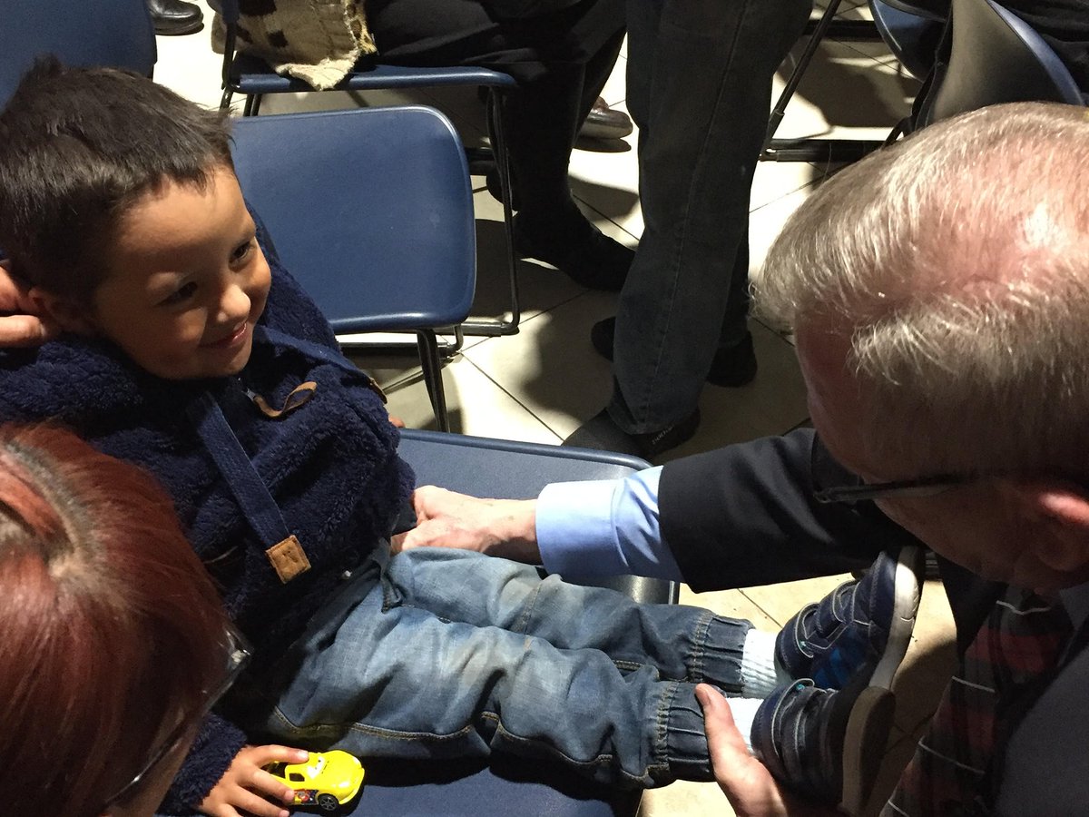 peterdoseck's tweet photo. From Mexico City Night One - A lady who was blind now sees. A little boy whose leg was short is now healed. A man with issues from an accident is now healed. The altars were filled for salvation.  All glory to Jesus!!! https://t.co/HgqGjMZYyR