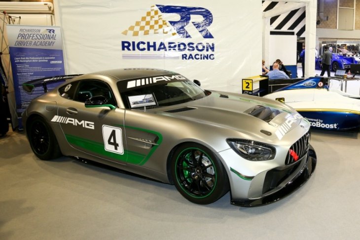 .<a href="/RichardsonRace1/">Richardson Racing</a> Set For <a href="/MercedesAMG/">Mercedes-AMG</a> GT4 <a href="/BritishGT/">🇬🇧 #BritishGT 🏁</a> Effort >>> dailysportscar.com/2018/01/18/ric… #BritishGT