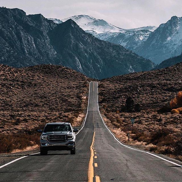 Friday, 5pm plans. #roadtrip #repost <a href="/gmc/">GMC</a> ift.tt/2rngtFm