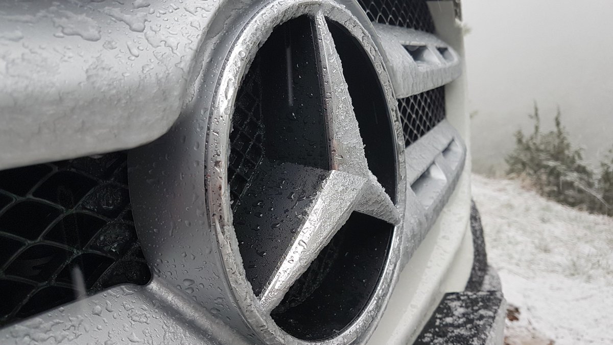 MT_Design_Autos's tweet photo. ¡Elegimos la nieve!🗻
@MBenzEspana @AutasaMB #ClaseX
https://t.co/upHxh95j5P https://t.co/4g8SDvbIsF