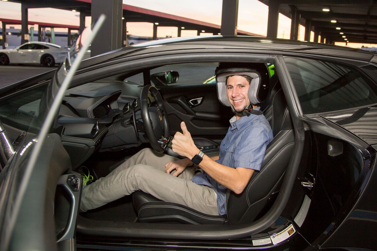 ModernMSummit's tweet photo. At MMS during CES our sponsors and guests got behind the wheel of some incredible sports cars to literally "speed network" down the raceway in Las Vegas! #MMS18 #MMS500
.
.
#Sonobi
#Criteo
#TripleLift
#33Across https://t.co/2qjWsjQh7E