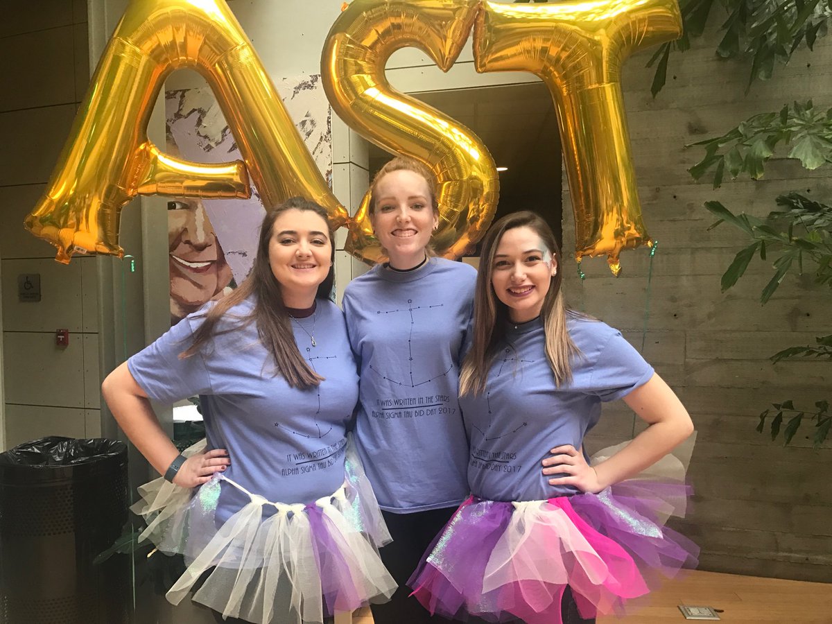 #tbt to bid day! If you're interested in signing up for recruitment or just want to learn more about AST, check out the link in our bio! ⚓️