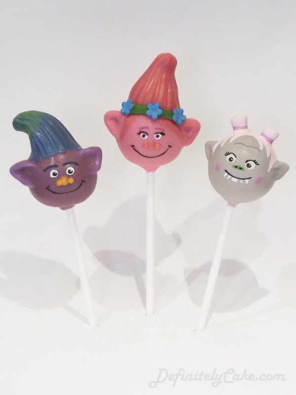 DefinitelyCake's tweet photo. Troll Cake Pops! https://t.co/PmD9tcAFiX