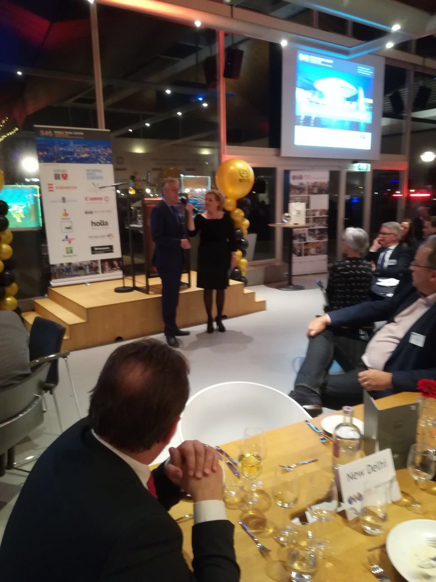 Feestje met 35 jarig <a href="/WTCEZs/">WTC·E Zakensociëteit</a> al jarenlang economische spil van #Eindhoven Met vanavond de uitverkiezing van WTCE ondernemer en young professional van het jaar. Gefeliciteerd allemaal!