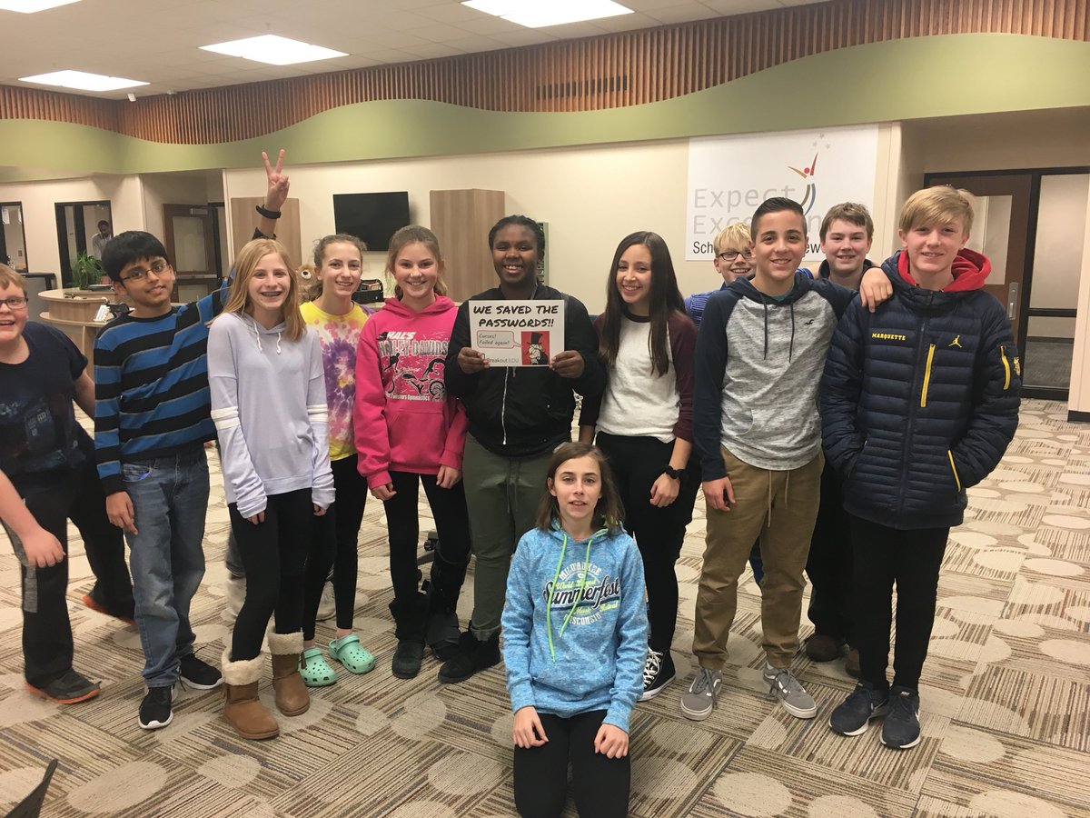 IkeLearnCommons's tweet photo. We broke out - C2 class!  #sdnblearns https://t.co/KHoPbqSDpR