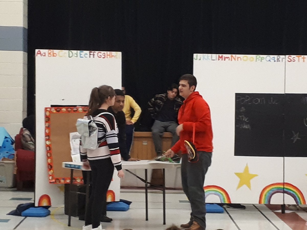sharmeen_kashif's tweet photo. Our second day of Erindale students' drama performance at elementary schools @ThornLodgePS  and Oakridge p.s @ErindaleSS  @srtrupp https://t.co/smlwEJUucF