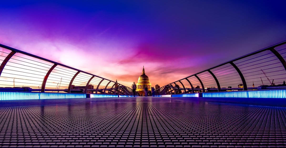 CodeFirstGirls's tweet image. Bridge the gap between today and your future....take one of our #London General courses!! Learn #HTML #CSS , #Ruby or #Python! 👉👉🏽👉🏿 bit.ly/29yNcfd by 22/01!!
@railsgirls_ldn @PyLadiesLondon @DevelopHerUK @WomenWhoCode @LondonGeekettes @ggmUK