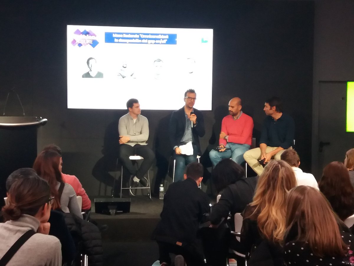 MSMK_'s tweet photo. Hablando de #omnicanalidad con @clementecebrian, Juan García de @Cortefiel_es y @robertoheredia. "¿Sinergias sí o no?" @javierregueira #FASHIONFUTURE18 https://t.co/IjliuMuISR