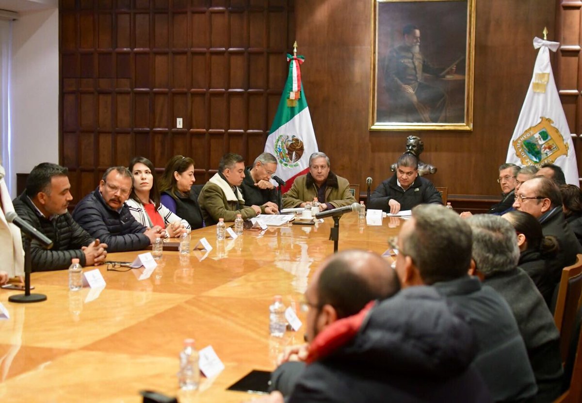 mrikelme's tweet photo. Reunión de trabajo con Rectores de Universidades de #Coahuila #FuerteCoahuilaEs https://t.co/ssrCaheIcO