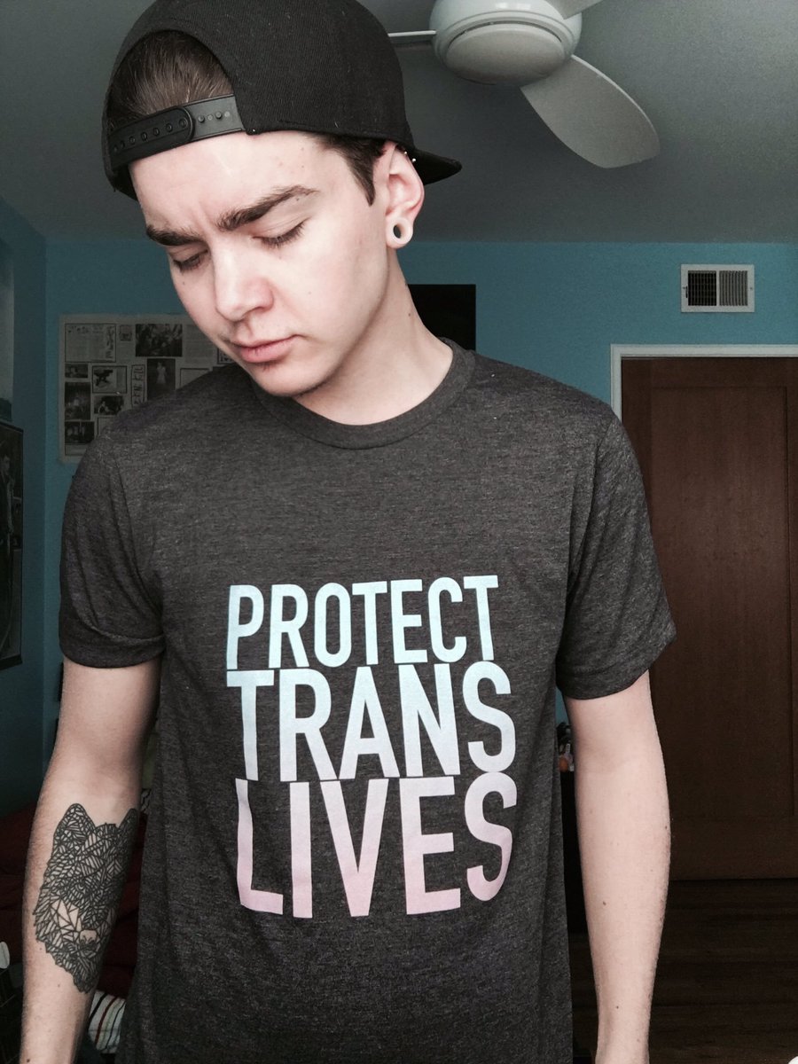 Daggered!Elijah (@ofreddoor) on Twitter photo 