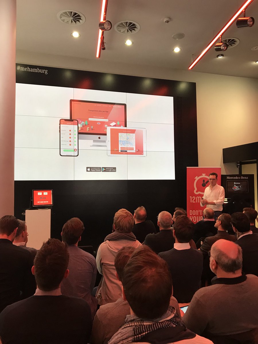 movematesde's tweet photo. Unser CEO Philip John Mordecai erzählt die Gründungshistorie von @movematesde bei @12min_me move im Mercedes me Store Hamburg. #12minme #12min #mobility #Mercedes https://t.co/FpxKOdFskQ