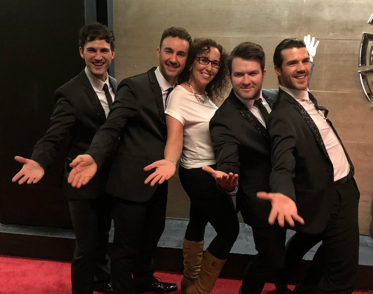 _Sarah_Jeffery's tweet photo. #jazzhands perfected! Thank you @GroupsDirect for a fabulous afternoon at #MastersofTheMusicals You can read all about my #experience at @LonCabaretClub in the next issue of @GTO_magazine https://t.co/199nq1OoHg