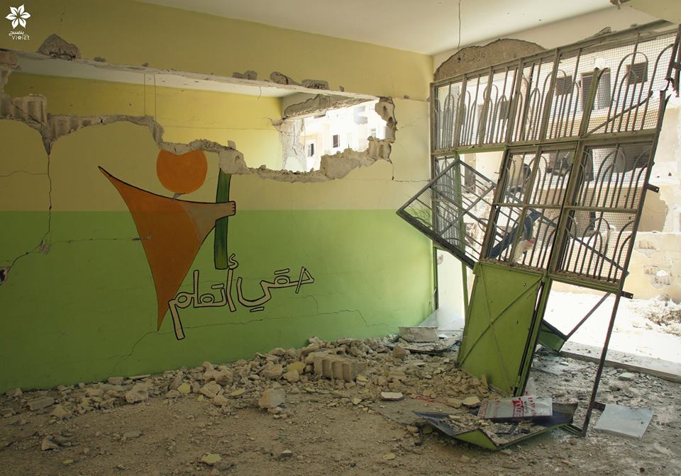 SyrianHNC_per's tweet photo. "صدای زنان خاموش است؛ خنده و آوازشان از بین رفته است. کجا بروند اگر #��دلب دیگر امن نیست؟‌" @HindKabawat از کمیته عالی مذاکرات #سوریه
https://t.co/yB00UHDYDE https://t.co/XVl12HcEUp
