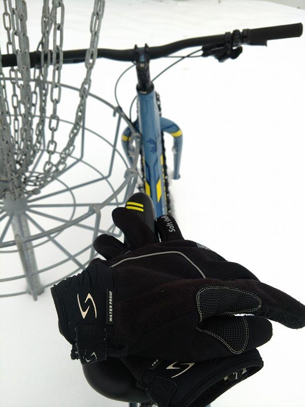 It's cold. What mittens, gloves or pogies do you wear to get outside, even when the temps are in the single digits? #centraldistrictGR #fatbike #winterishere #cyclinglife