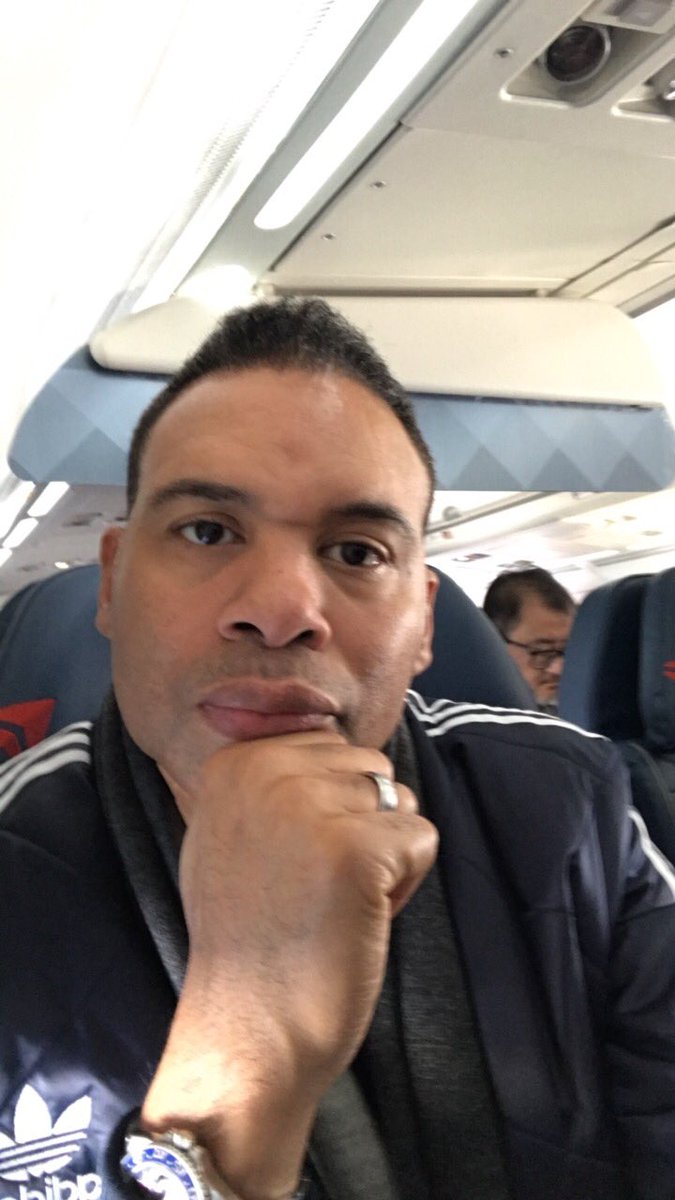 PastorAndyWOCC's tweet photo. Back on the plane, can’t let the storm keep you grounded! Rise above! #More2018 https://t.co/kqtK89J5Yk