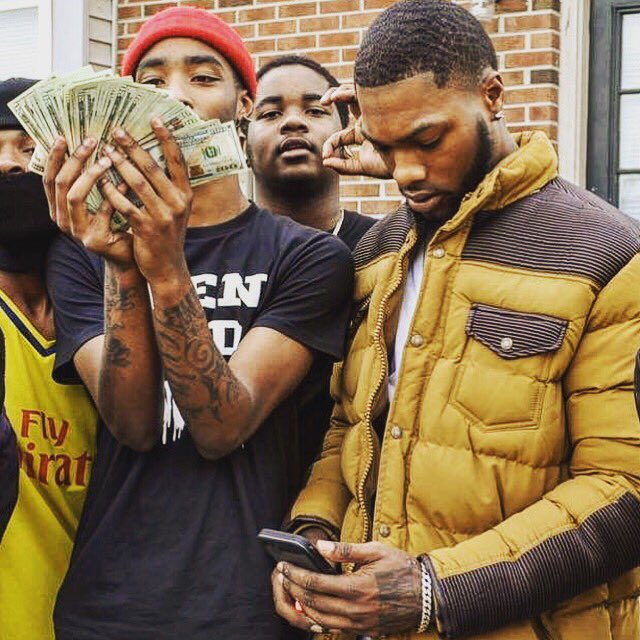 Bennyhunchos's tweet photo. " I'm Still Countin Hunchos Like Em Benny " 🌹@_GShado https://t.co/Zt1syCmGt9
