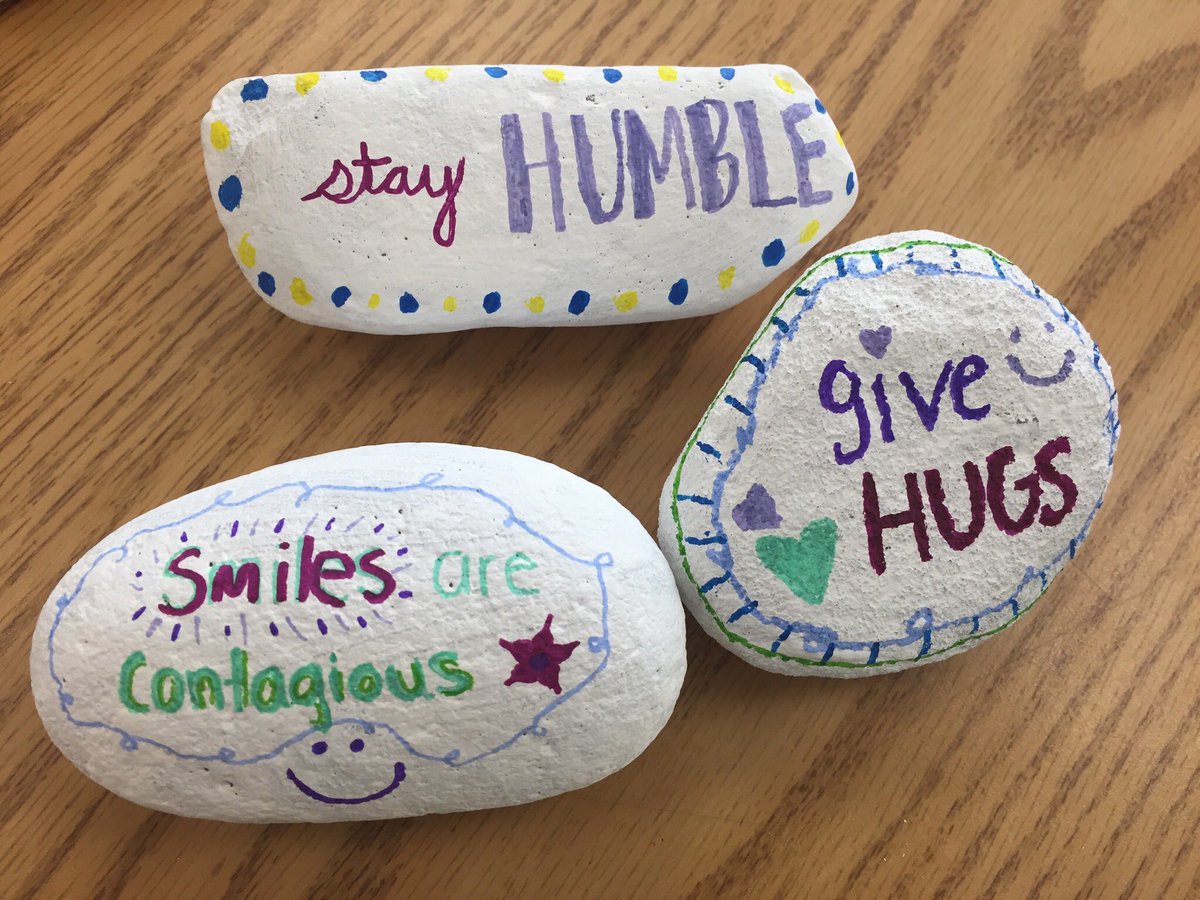 TchrThorn's tweet photo. #BluePride shares #thekindnessrocksproject with our #TPSRocks
#yes2TPS https://t.co/XU9XZA7t4g