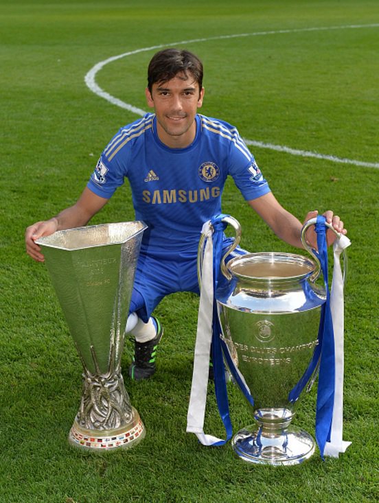 Happy birthday to our legend, Paulo Ferreira!     