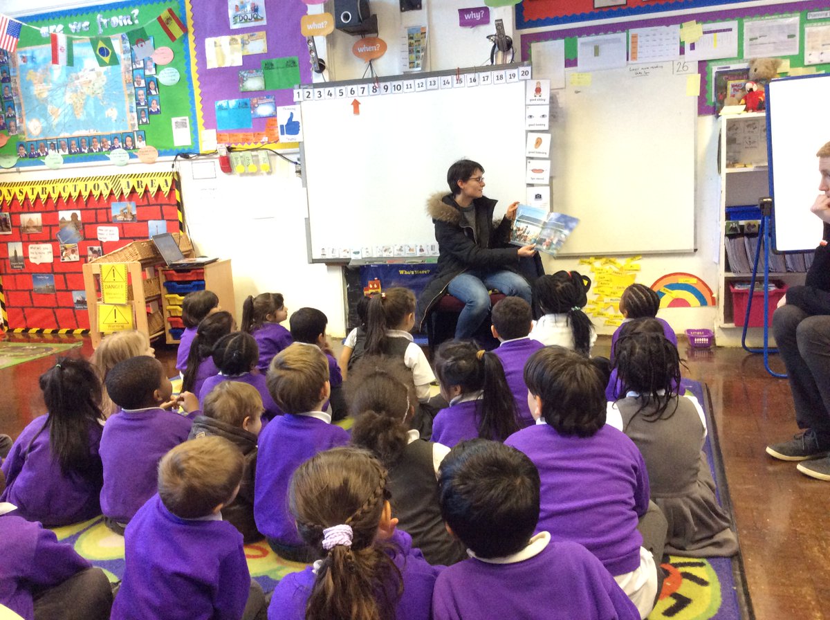 HPA_Philip_Lane's tweet image. Leon class have been lucky enough to have two mums come in to read to us this week: Ketan&apos;s mum and Louis&apos; mum! Thank you both so much for coming! If you would like to come and read in one of our Reception classes, please let your teacher know! #HPAPLLeon