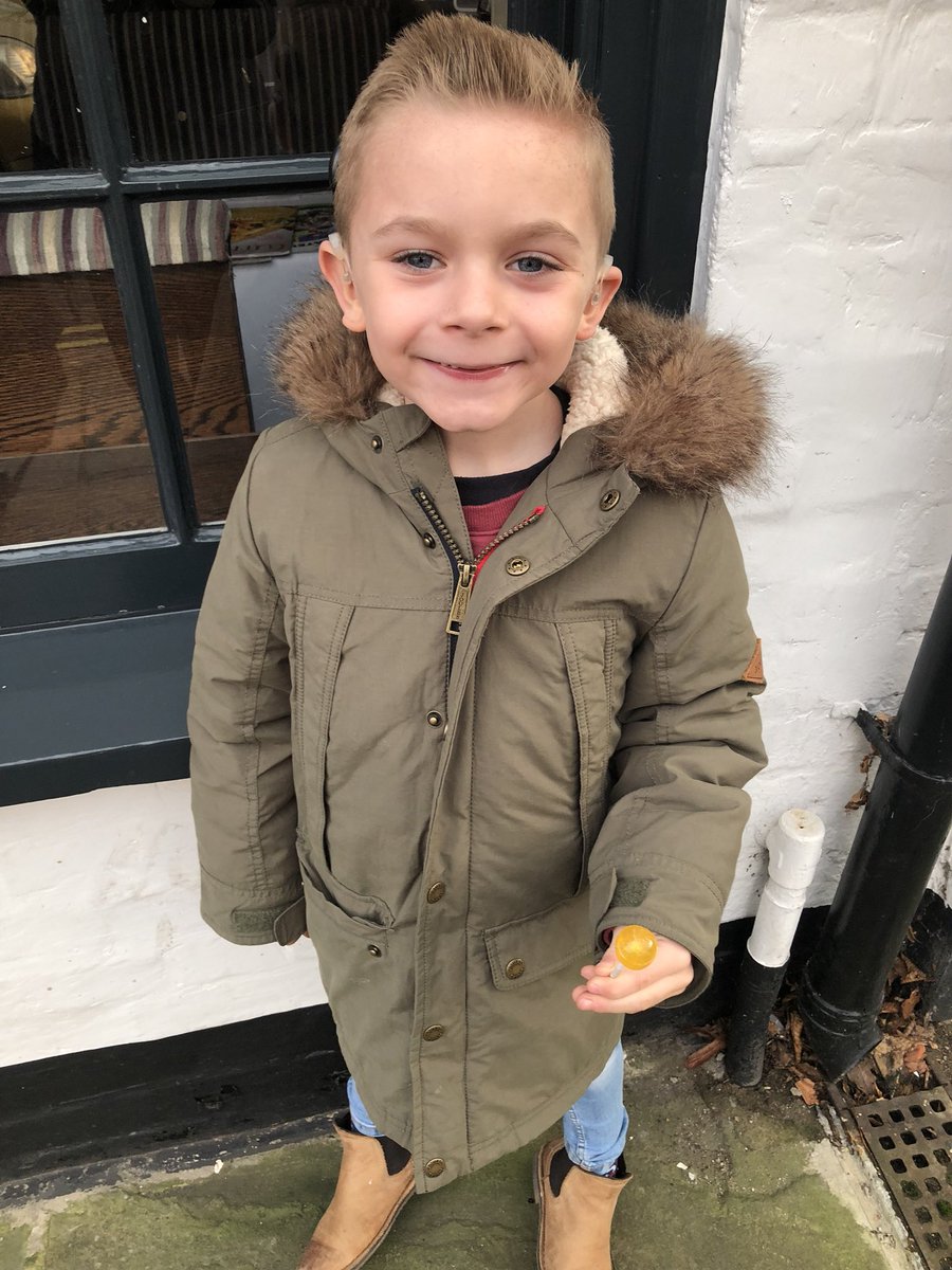 Andrea_nicole77's tweet image. Another long day at Addenbrooke’s Today with this one but WOW the results are incredible @AdvancedBionics Just Amazing #Alfie #BionicBoy #BionicEars #9MonthsOn #HearingIsBetterThenMine #Love #Incredible #realABrecipient