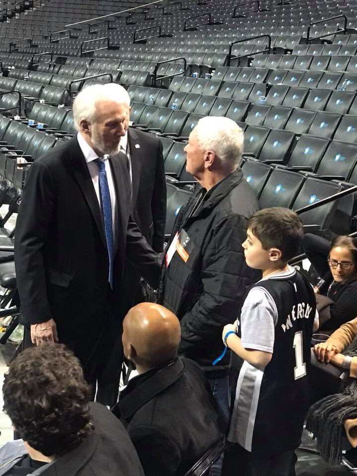 kyle_kspecial4's tweet photo. In the World of Basketball...I️t don’t get no better @spurs https://t.co/2QneXoYlF7