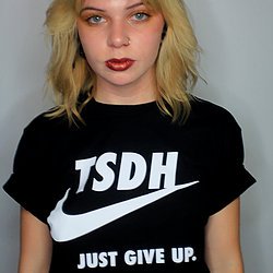 TheDemonHerd's tweet image. If your smoking "Tide Pods" Do yourself a favor &amp;amp; ..... "JUST GIVE UP" ! 
$ PURCHASE THE "TSDH JUST GIVE UP" T-Shirt ~LINK~ ⬇
thesoutherndemonherd.org/product-page/t… …

#TheSouthernDemonHerd #TSDH #Enimal #JustGiveUp #Nike #MultimediaProduction #EventCoordinator #Musicians #Bracelets #TidePods