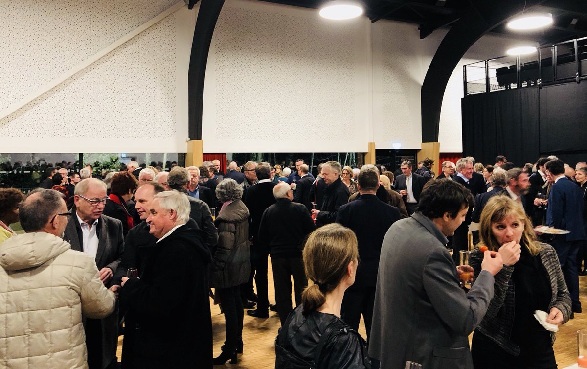 emmanuel_couet's tweet photo. J’adresse ce soir à Betton tous mes vœux de réussite et d’optimisme aux élus des 43 communes de Rennes Métropole. Notre capacité à jouer collectif quand l’essentiel est en jeu est notre force. Elle fait la réussite de notre territoire! #voeux2018 https://t.co/rde3uL7ZoG