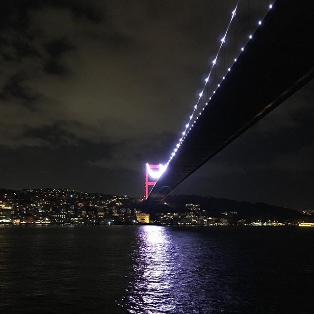 _leoniethomas's tweet image. #Istanbul #secondbridge #2ndbridge incredible city. I’m in love. ift.tt/2DLGcK7