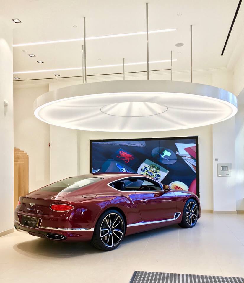 IPLimited's tweet image. Some more photos of a stunning showroom.