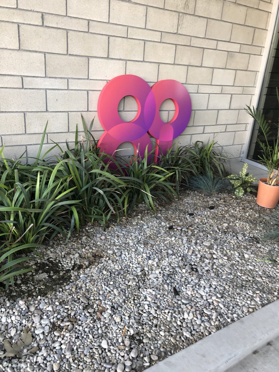 360Minute's tweet photo. That time we visited @8iReality in LA #Tbt https://t.co/7Jbir6kVkj