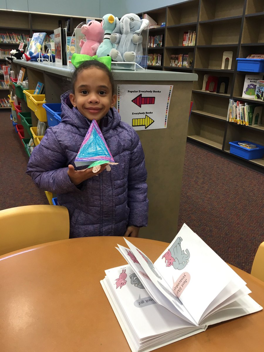 Mrs_N_tweets's tweet photo. Reading a new book with 1st grade and making turtles. #TheLibraryisFun #DrewProud @CharlesRDrewES https://t.co/ET2eWhbqg7