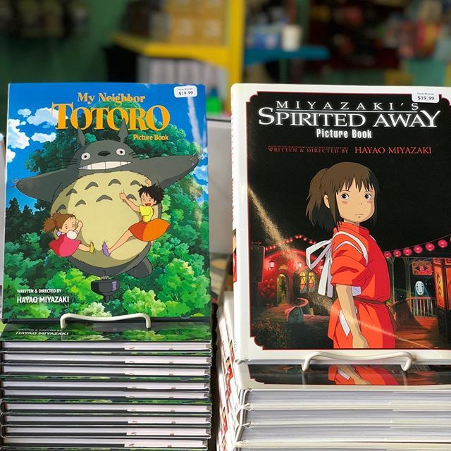 HappyHappyReno's tweet photo. Miyazaki picture books are here and super fantastic ... full stories and pics direct from the movies 👍🏼#MyNeighborTotoro #SpiritedAway #Ponyo #HowlsMovingCastle #PrincessMononoke #CastleintheSky #StudioGhibli https://t.co/jcVBnG0yxK https://t.co/xlfxJGnIyG