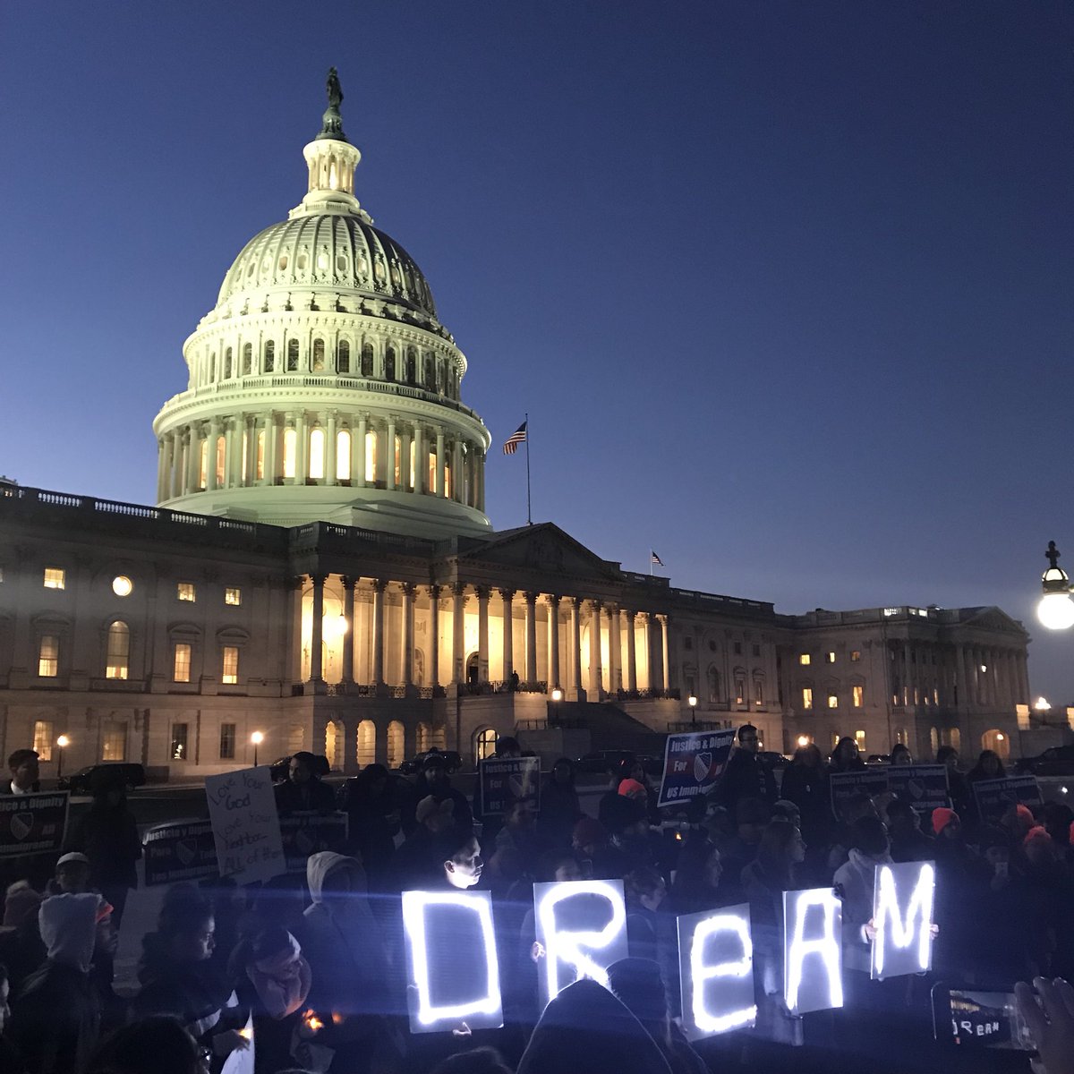 kai_newkirk's tweet photo. RIGHT NOW: Huge circle of undocumented youth &amp; allies holding vigil in cold outside the Capitol. Powerful stories, drums &amp; chants ringing out. 

Hear us, Congress: #DreamActNow! 

As the spending bill vote draws near, this is the moment to make a stand. #NoDreamNoDeal https://t.co/NS9xAW1vH7
