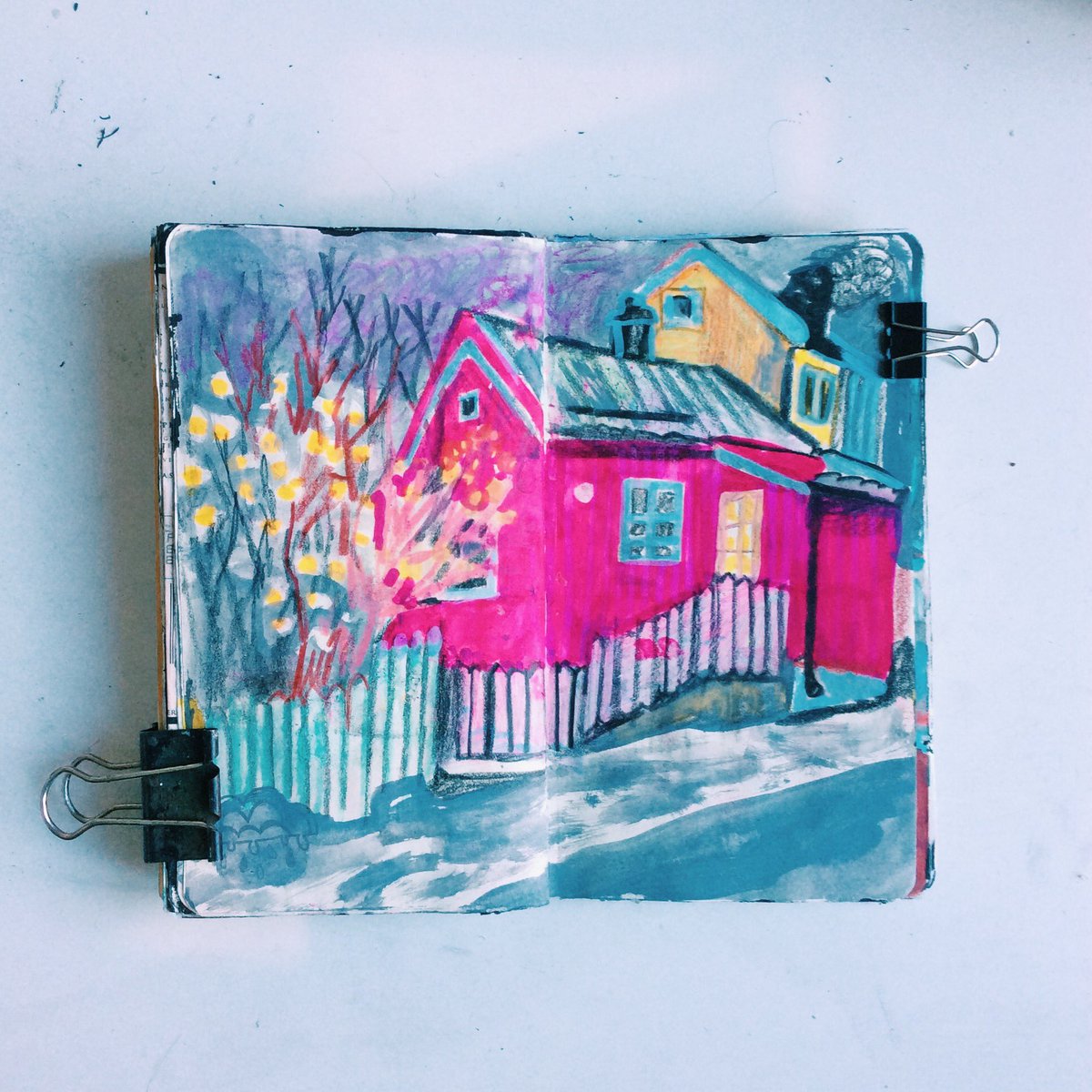 AvoirBanane's tweet photo. Pages from #Oslo sketchbook. Houses. 
~
Страницы из альбома про #Осло. Дома. 
~

#illustrationart #illustrator #sketch #sketchbook #norway #ArtistOnTwitter https://t.co/4XukWakLyH