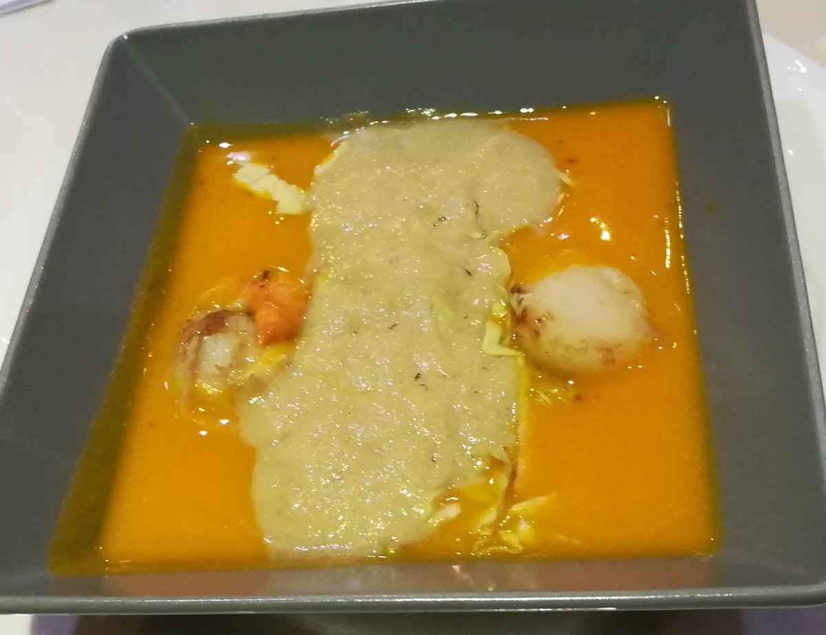 LaConsiglieria's tweet photo. #crema di #zucca con @radicchioigp e #cappesante leggermente affumicate con le erbe dell orto #ristorante #AlMigo' #Treviso ... @cristianasparv1 @MilenaLazzaroni @anboemo @Barbaga3Gaetano @IlMattinoFoggia @sul_luna @lacuocagalante @paoloigna1 https://t.co/JS5Zyl9qlL