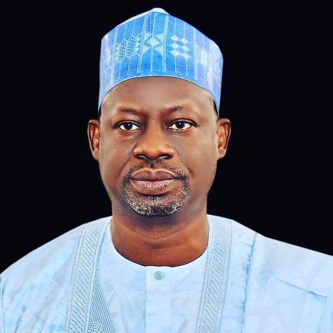 davoh2019's tweet photo. @OfficialPDPNig we present to you our salable  @HEDankwambo for presidential ticket. https://t.co/SUXLlvk9Tw